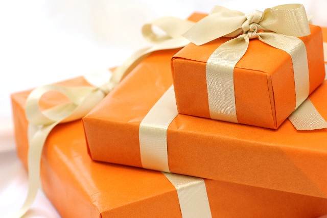 aged-day-present-popular-1